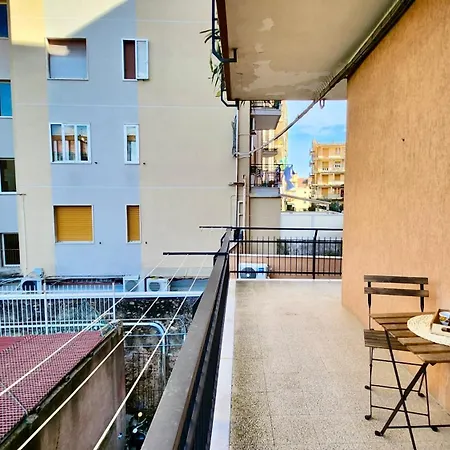 150 Mt From The Sea, Spacious Onebedroom شقة