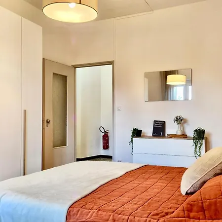 150 Mt From The Sea, Spacious Onebedroom Lejlighed