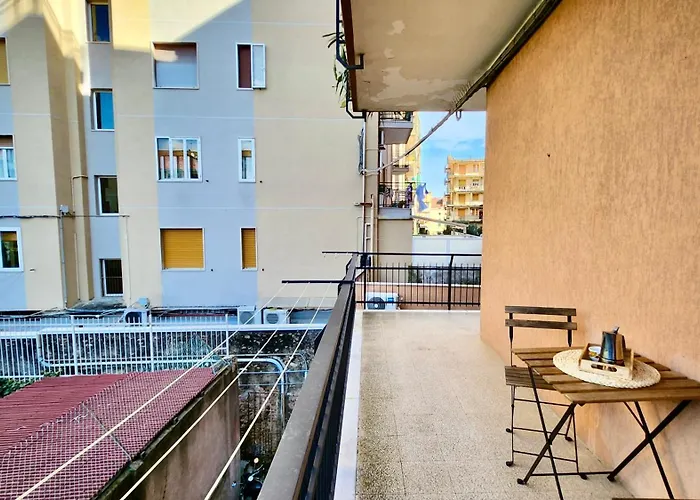 150 Mt From The Sea, Spacious Onebedroom Apartmán